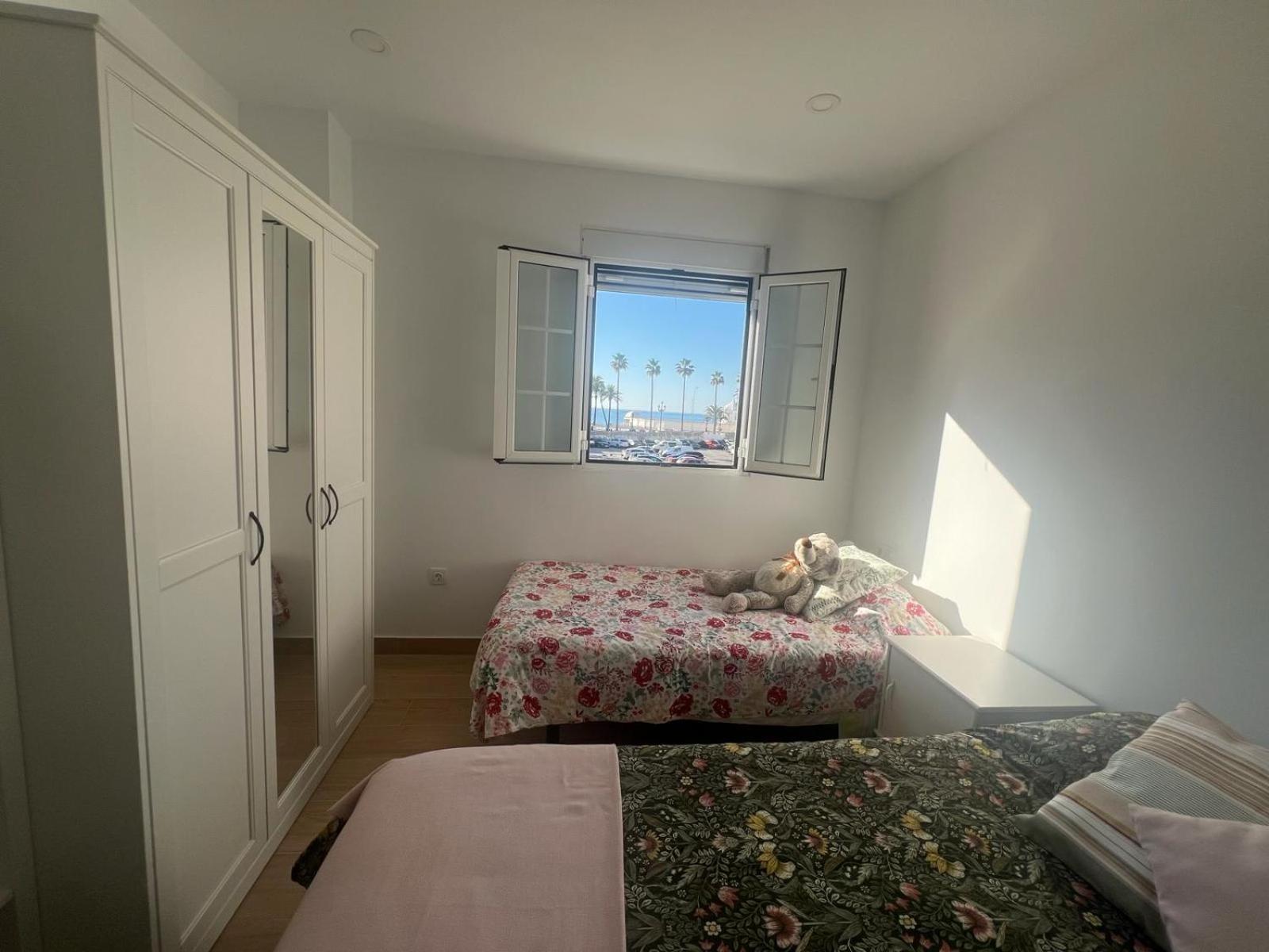 加的斯The Traveller'S House Con Vistas A Playa La Caleta公寓 外观 照片